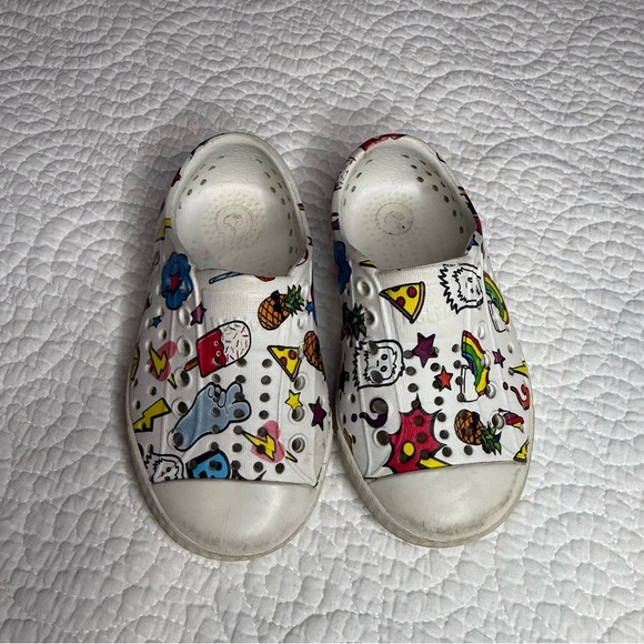 Native Shoes White Water Shoes with Playful Design - Picture 3 of 10